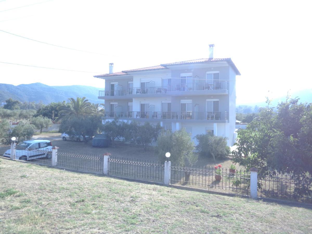 Vergina Pension Sarti Exterior photo